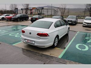 2017 Benzin Manuel Volkswagen Passat Beyaz Asal