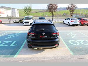 2022 Dizel Otomatik Fiat Egea Cross Siyah Asal