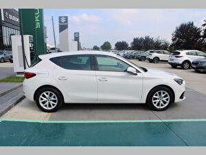 2023 Hybrid Otomatik Seat Leon Beyaz Asal