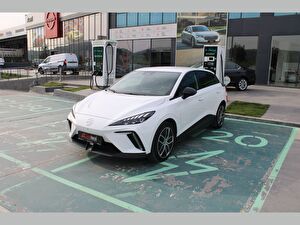 Mg MG4 Hatchback/5 Hatchback 64kWh Luxury Otomatik