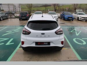 2023 Benzin Otomatik Ford Puma Beyaz Asal
