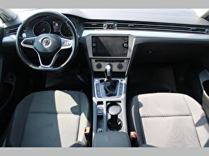 2020 Benzin Otomatik Volkswagen Passat Beyaz Asal
