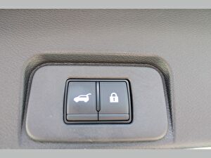 2025 Benzin Otomatik Nissan X-Trail Gri Asal