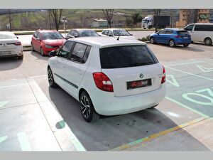 2012 Benzin + LPG Manuel Skoda Fabia Beyaz Asal