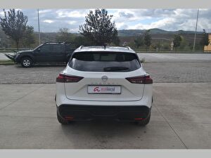 2024 MHEV Otomatik Nissan Qashqai Beyaz Asal Otomotiv San. Tic. A.Ş.