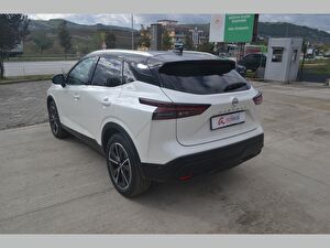 2024 MHEV Otomatik Nissan Qashqai Beyaz Asal Otomotiv San. Tic. A.Ş.