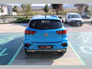 2023 Benzin Otomatik Mg ZS Mavi Asal