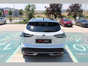 2024 Benzin Otomatik Nissan Qashqai Beyaz Asal