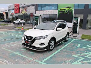 Nissan Qashqai SUV 1.5 DCI Sky Pack DCT