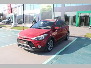 Hyundai i20 Active Hatchback/5 1.4 MPI Elite Otomatik