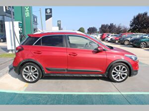 2016 Benzin Otomatik Hyundai i20 Active Kırmızı Asal