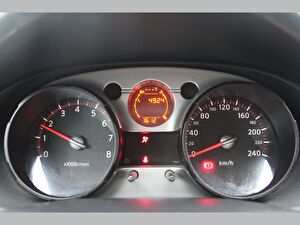 2010 Benzin + LPG Manuel Nissan Qashqai Siyah Asal