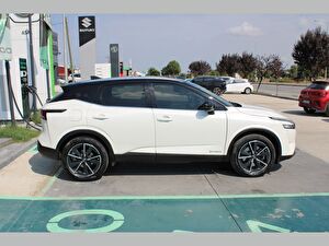 2022 Hybrid Otomatik Nissan Qashqai Beyaz Asal