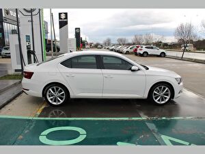 2016 Dizel Otomatik Skoda Superb Beyaz Asal