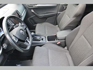 2018 Benzin Otomatik Skoda Karoq Beyaz Asal