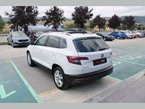 2018 Benzin Otomatik Skoda Karoq Beyaz Asal
