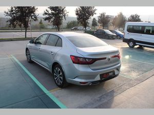 2025 Benzin Otomatik Renault Megane Gri Asal