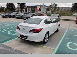 2017 Dizel Otomatik Opel Astra Beyaz Asal