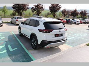 2023 Hybrid Otomatik Nissan X-Trail Beyaz Asal