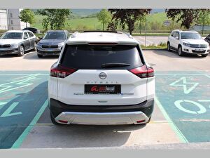 2023 Hybrid Otomatik Nissan X-Trail Beyaz Asal