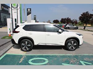 2023 Hybrid Otomatik Nissan X-Trail Beyaz Asal