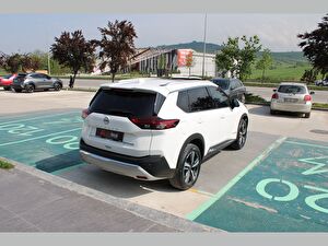 2023 Hybrid Otomatik Nissan X-Trail Beyaz Asal