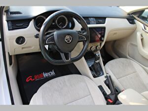 2017 Benzin Otomatik Skoda Octavia Beyaz Asal