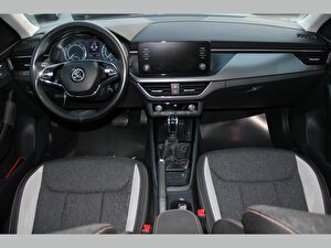 2023 Benzin Otomatik Skoda Scala Gri Asal
