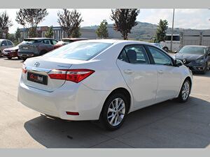 2015 Benzin + LPG Otomatik Toyota Corolla Beyaz Asal