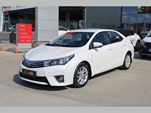 Toyota Corolla Sedan Sedan 1.6 Advance Multidrive S