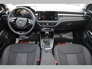 2024 Benzin Otomatik Skoda Fabia Gri Asal