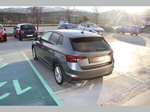 2024 Benzin Otomatik Skoda Fabia Gri Asal