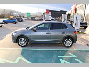 2024 Benzin Otomatik Skoda Fabia Gri Asal