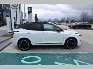 2024 Hybrid Otomatik Nissan Qashqai Beyaz Asal