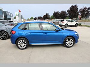 2021 Benzin Otomatik Skoda Kamiq Mavi Asal