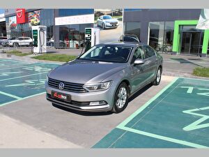 Volkswagen Passat Sedan Sedan 1.4 TSI BMT Trendline DSG