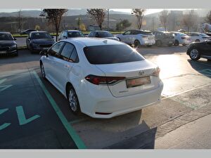 2025 Benzin + LPG Otomatik Toyota Corolla Beyaz Asal