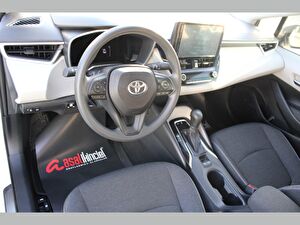 2025 Benzin + LPG Otomatik Toyota Corolla Beyaz Asal