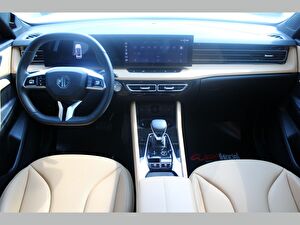 2025 Benzin Otomatik MG EHS Beyaz Asal