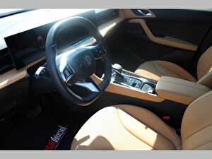 2025 Benzin Otomatik MG EHS Beyaz Asal