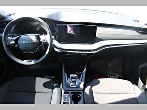 2025 Benzin Otomatik Skoda Octavia Gri Asal