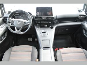 2023 Dizel Otomatik Opel Combo Beyaz Asal