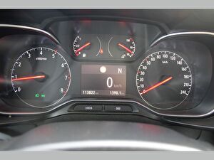 2023 Dizel Otomatik Opel Combo Beyaz Asal
