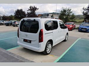 2023 Dizel Otomatik Opel Combo Beyaz Asal