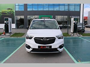 2023 Dizel Otomatik Opel Combo Beyaz Asal
