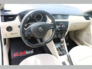 2017 Benzin Otomatik Skoda Octavia Beyaz Asal