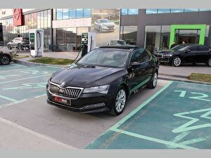 Skoda Superb Sedan Sedan 1.5 TSI ACT Prestige DSG