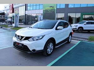 Nissan Qashqai SUV 1.2 DIG-T Sky Pack X-tronic