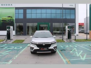 2024 Hybrid Otomatik Suzuki S-Cross Gümüş Gri Asal