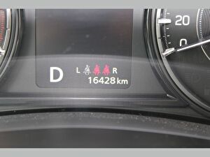 2024 Hybrid Otomatik Suzuki S-Cross Gümüş Gri Asal